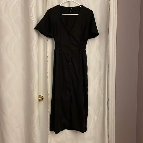 Zara black button up dress with shirt bell sleeves - Picture 1 of 6